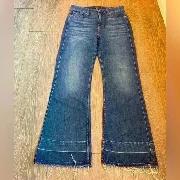 7 for All Mankind Women's Cropped Jo Wide leg flare jeans Size 26 - Picture 2 of 10